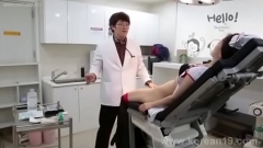 คลิปหนังโป๊เกาหลี หมอหนุ่มสุดหื่น เห็นพยาบาลคนสวยแล้วอดใจไม่ไหวจับเย็ดคาโรงบาล